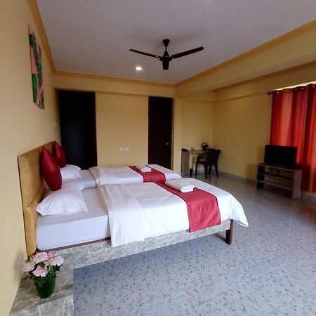 Brit'S Palace Goa Agacaim Bagian luar foto